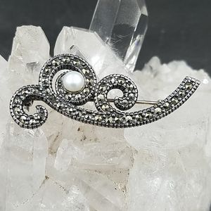 Vintage Sterling Marcasite Pearl Brooch